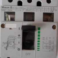 Moeller Leistungsschalter NZM7-250H GEB