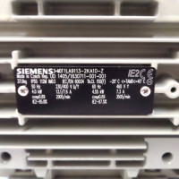 Siemens Niederspannungsmotor 1LA9113-2KA10-Z #K2 GEB