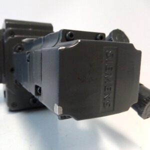 Siemens SIMOTICS S Getriebemotor 1FK7032-5AK71-1AU5-Z Z=E16, G31, H64 NOV