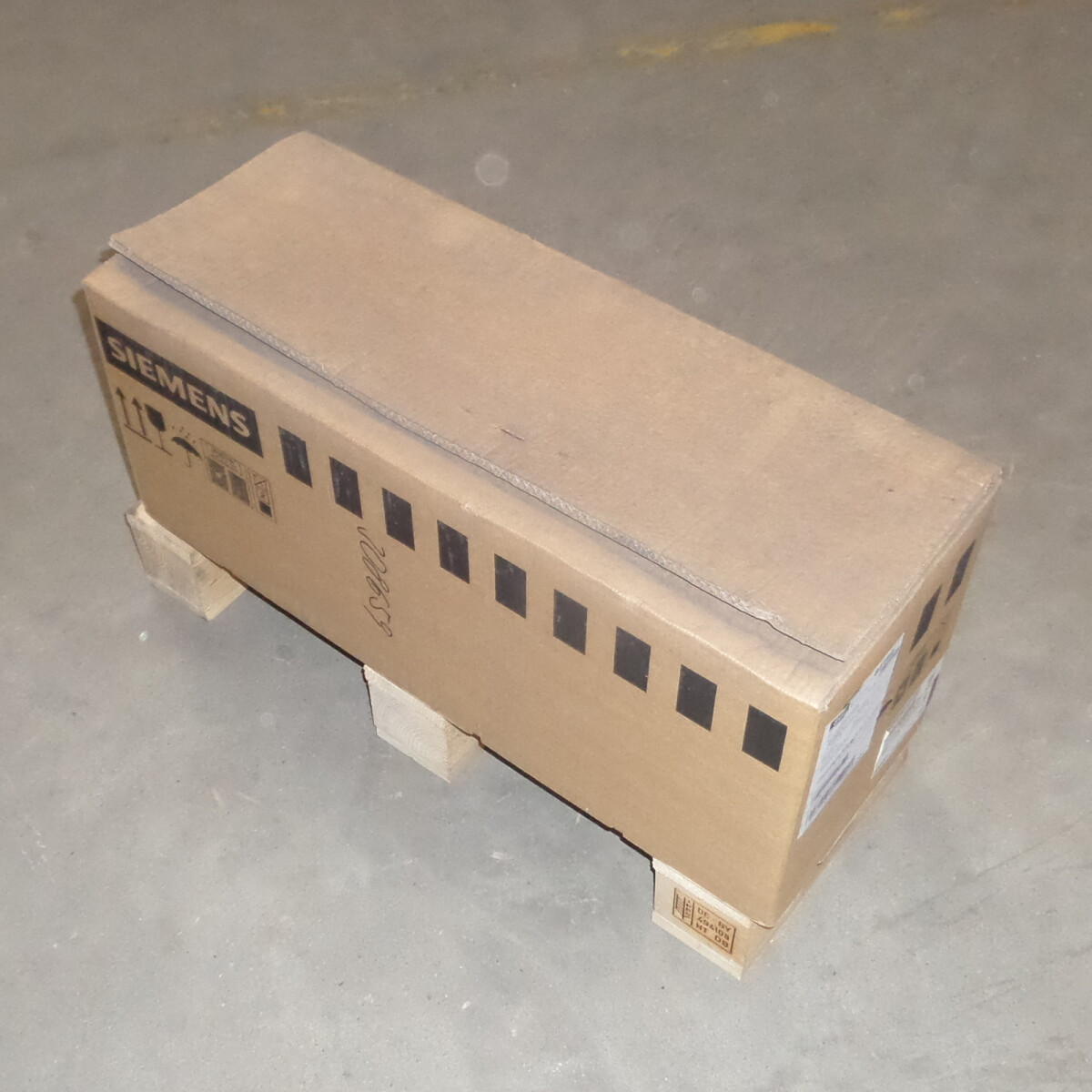 Siemens Kompakt-Asynchronmotor 1PH7103-7QD02-0BK0 OVP