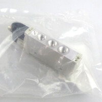 Festo Magnetventil VUVG-L14-B52-T-G18-1R8L 574230 OVP