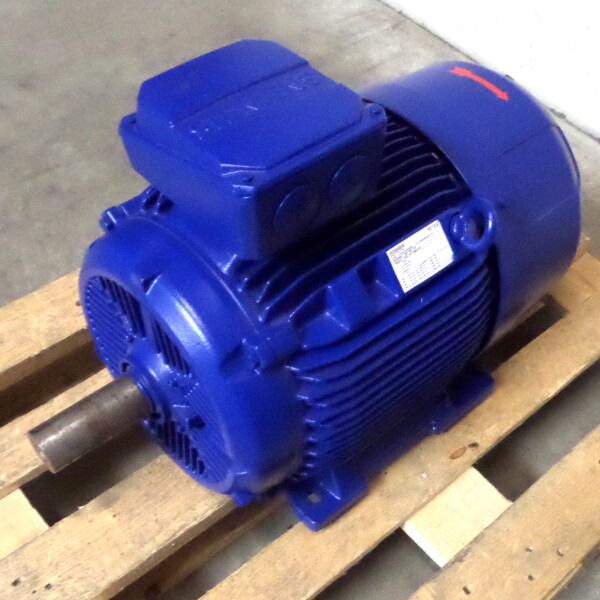 Siemens Niederspannungsmotor 1LE1501-1EA23-4AB4-Z NOV