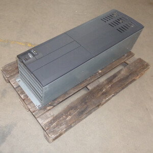 Siemens Micromaster 430 6SE6430-2AD37-5FA0 E-Stand:AA/V2.10 GEB
