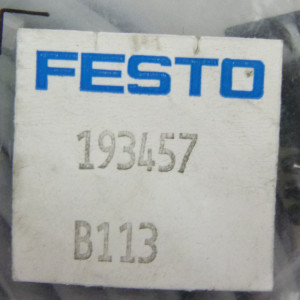 Festo Steckdosenleitung KMEB-1-24-10-LED 193457 OVP