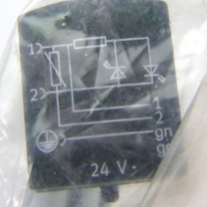 Festo Steckdosenleitung KMEB-1-24-10-LED 193457 OVP