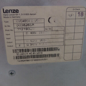 Lenze Stromrichter 4900 ID 00382658 Typ EVD4904-E-V013 GEB
