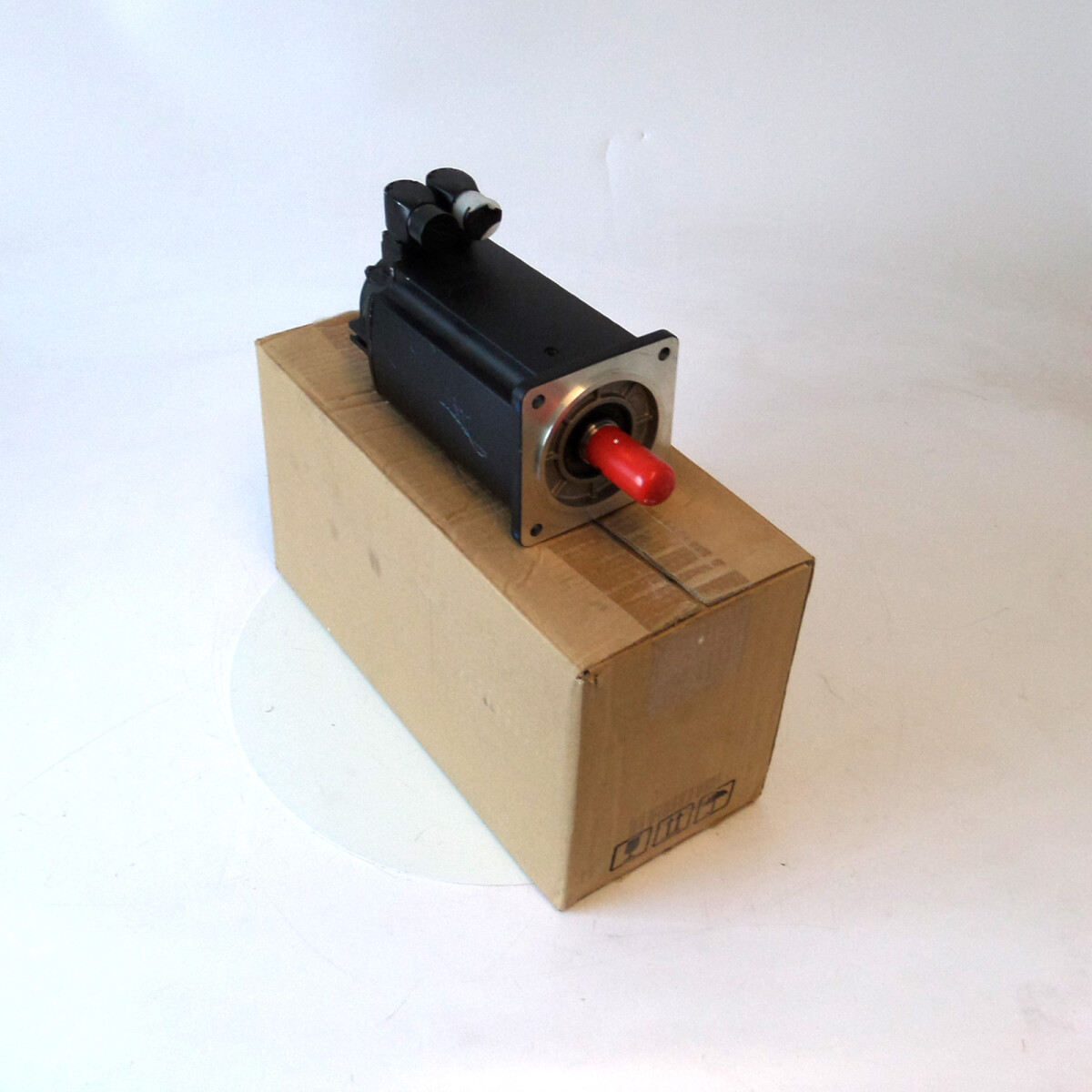 Rexroth Servomotor MSK060B-0300-NN-M1-UG1-NNNN R911307216 #K