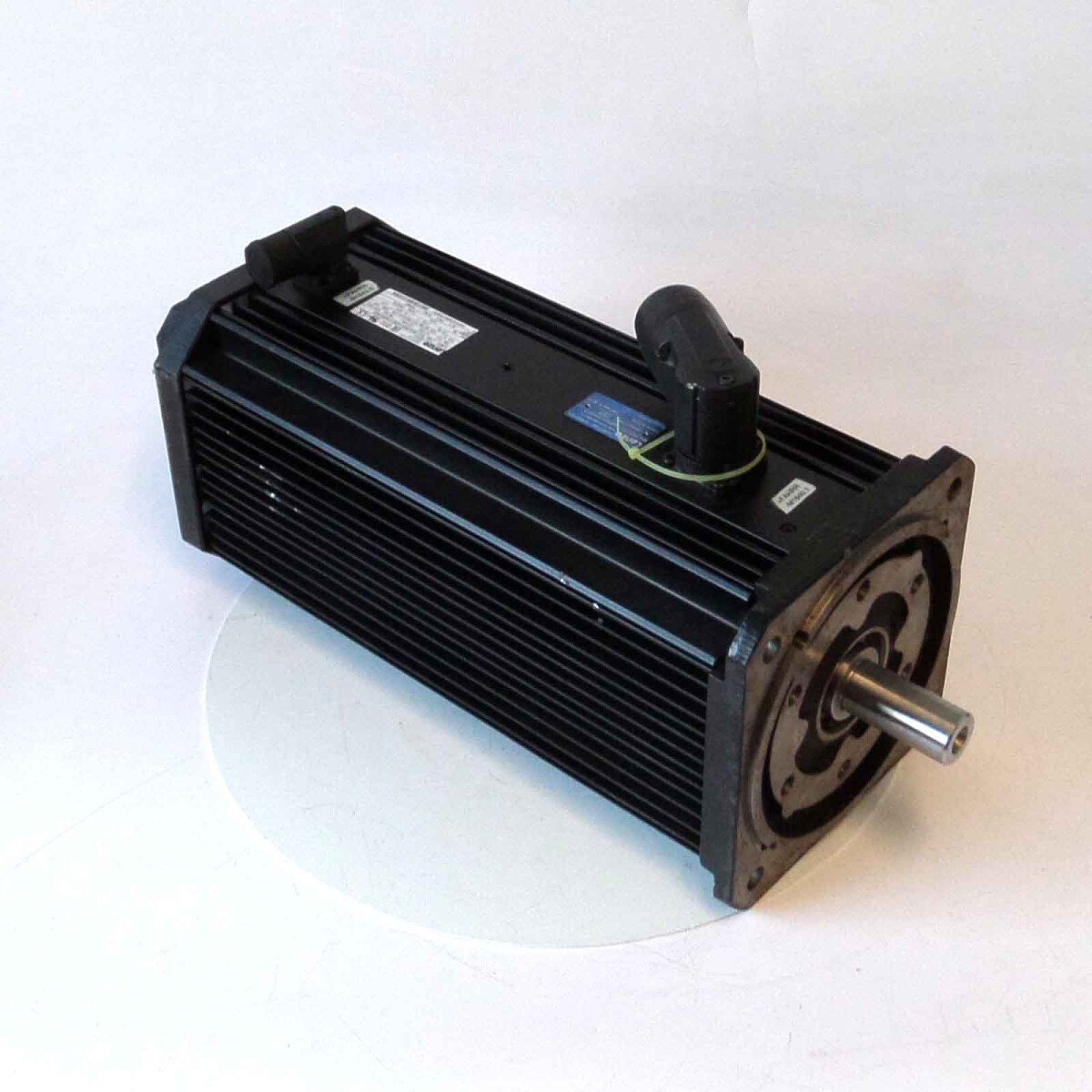 Lenze Servomotor MCA 19S42-RS0F2-A28R-ST5S00N-R0SU 13416132 