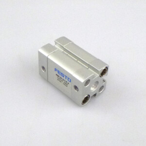 Festo Kompaktzylinder ADN-16-15-I-P-A 536228 NOV