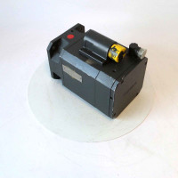 Siemens Synchronservomotor 1FT6082-1AF71-1AG1 NOV