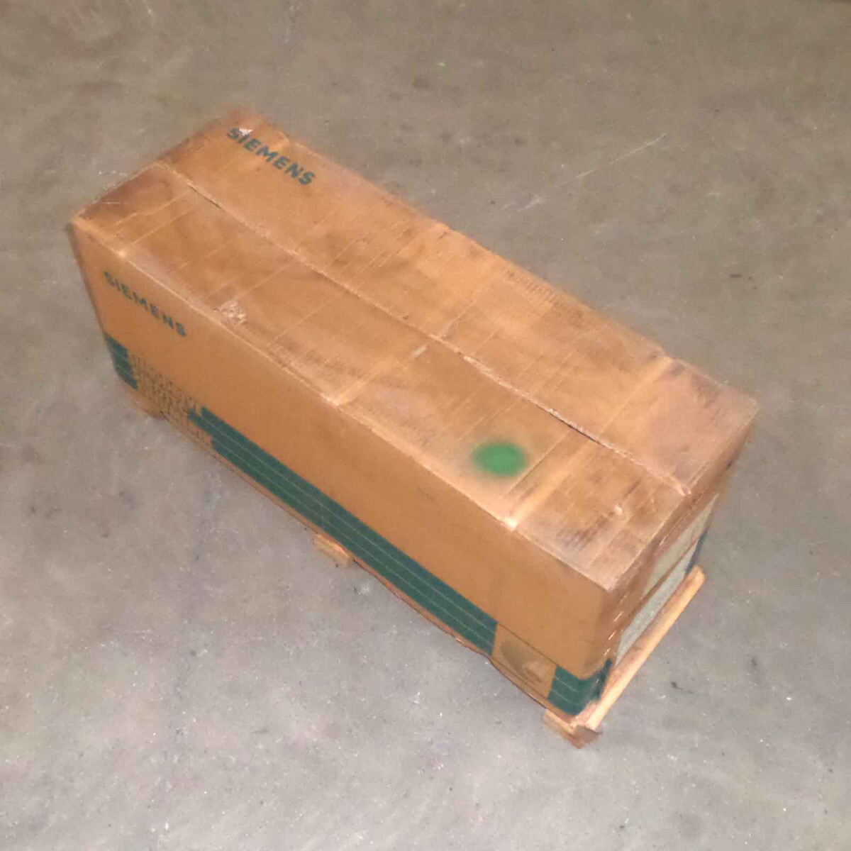 Siemens Gleichstrom-Servomotor 1HU3104-0AH01-Z Z=G45+K18 OVP