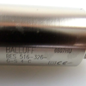 Balluff induktiver Sensor BES01CT BES 516-326-G-S4-C NOV