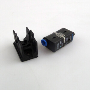 Festo Drucksensor SDE5-V1-O-Q6-P-M8 527458 NOV