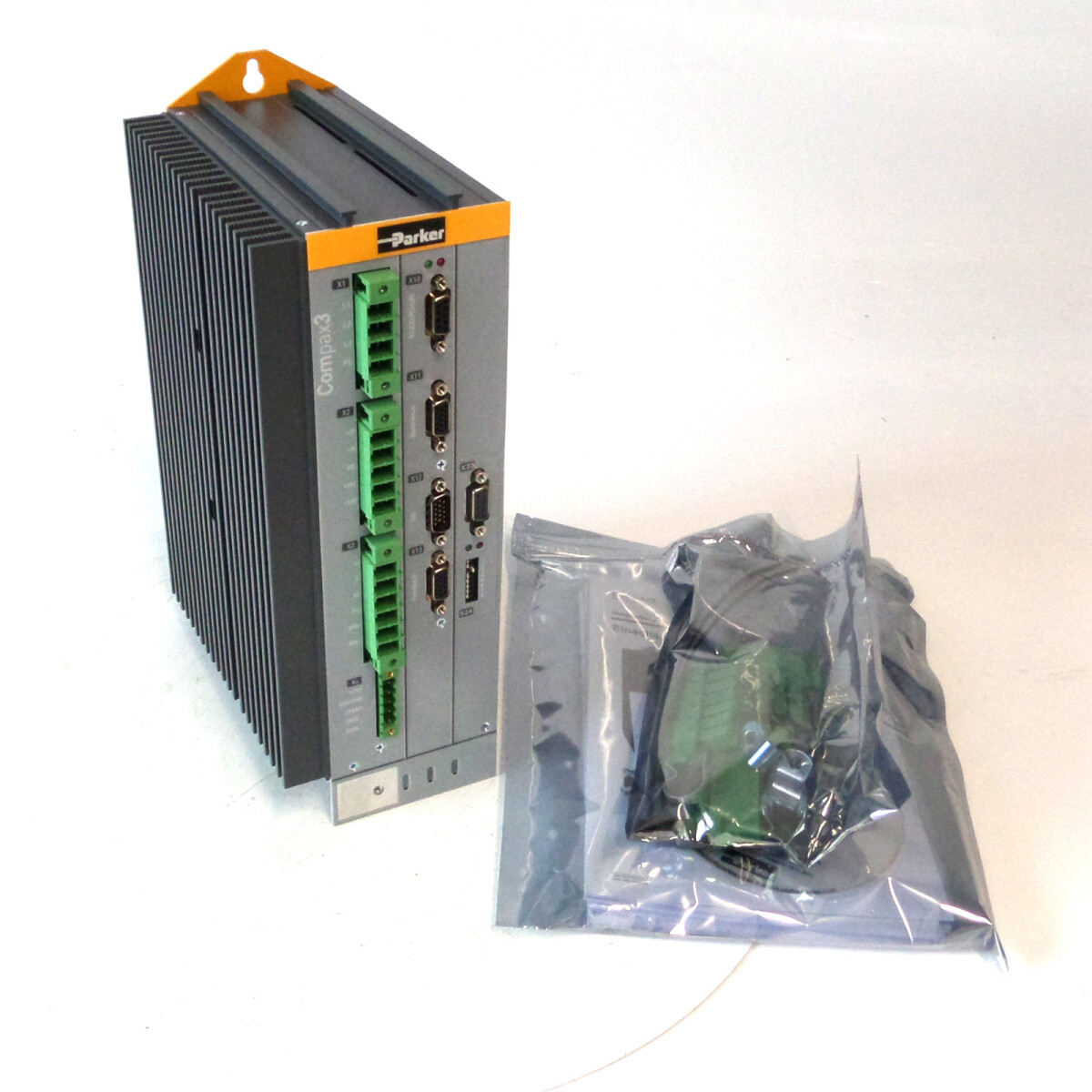 Parker Servo-Drive Compax3 C3S038V4F12 I20 T11 M00 OVP