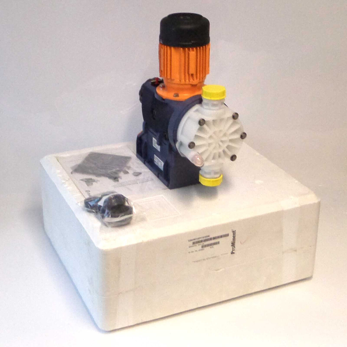 ProMinent Sigma Dosierpumpe Typ S2BAHM07220PVTS010S000 220/2