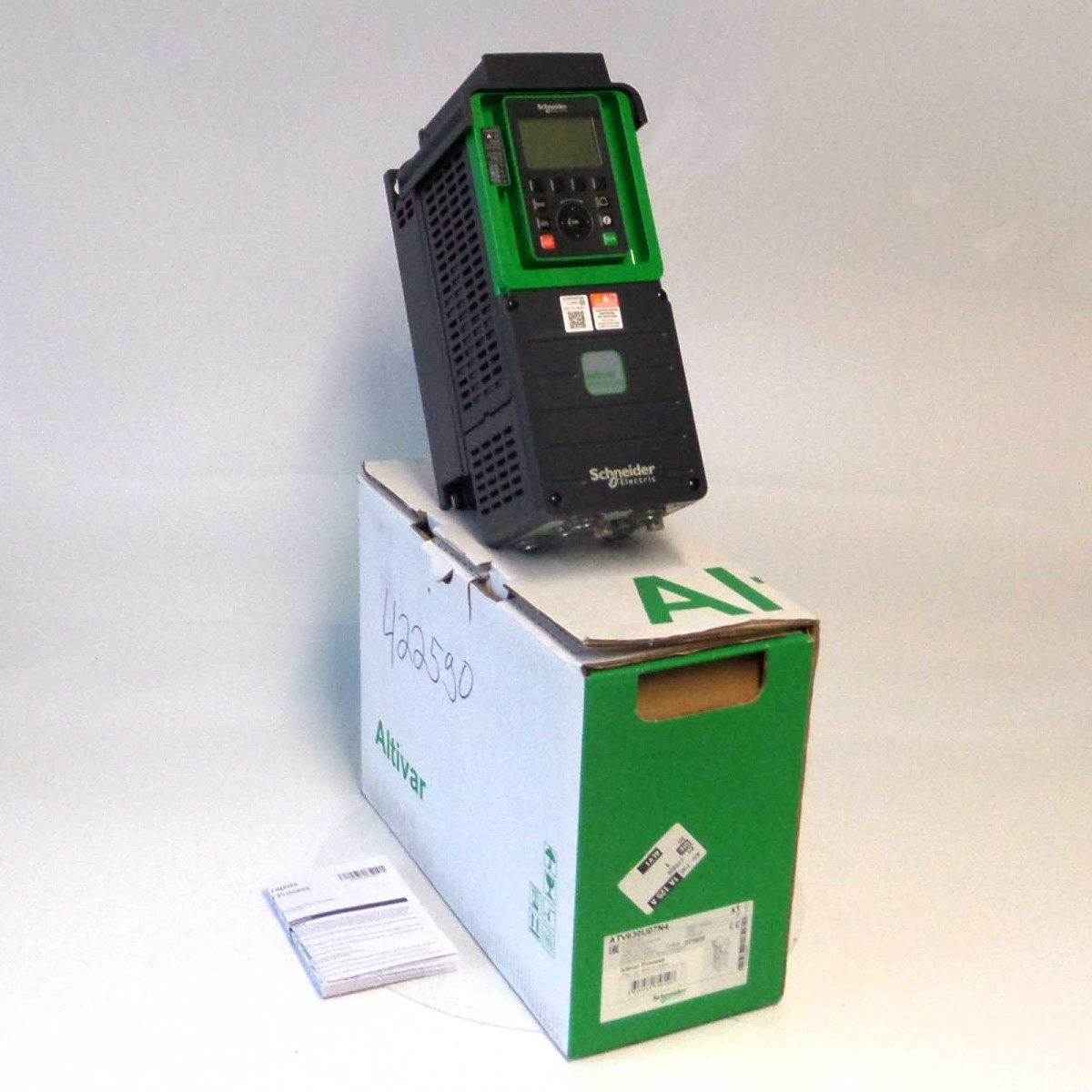Schneider Electric Frequenzumrichter ALTIVAR 630 ATV630U07N4