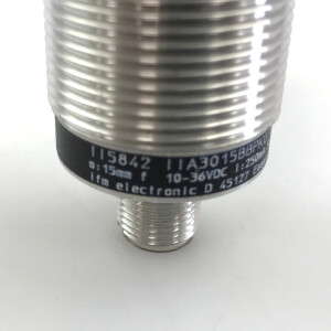 ifm electronic Induktiver Sensor II5842 IIA3015BBPKG/US-104-DPS OVP
