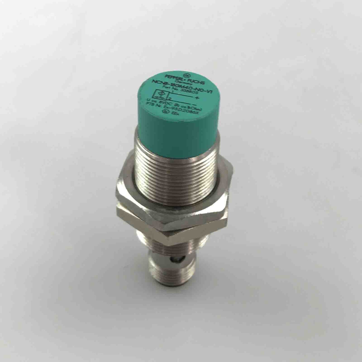 Pepperl+Fuchs Induktiver Sensor NCN8-18GM40-N0-V1 33880S GEB