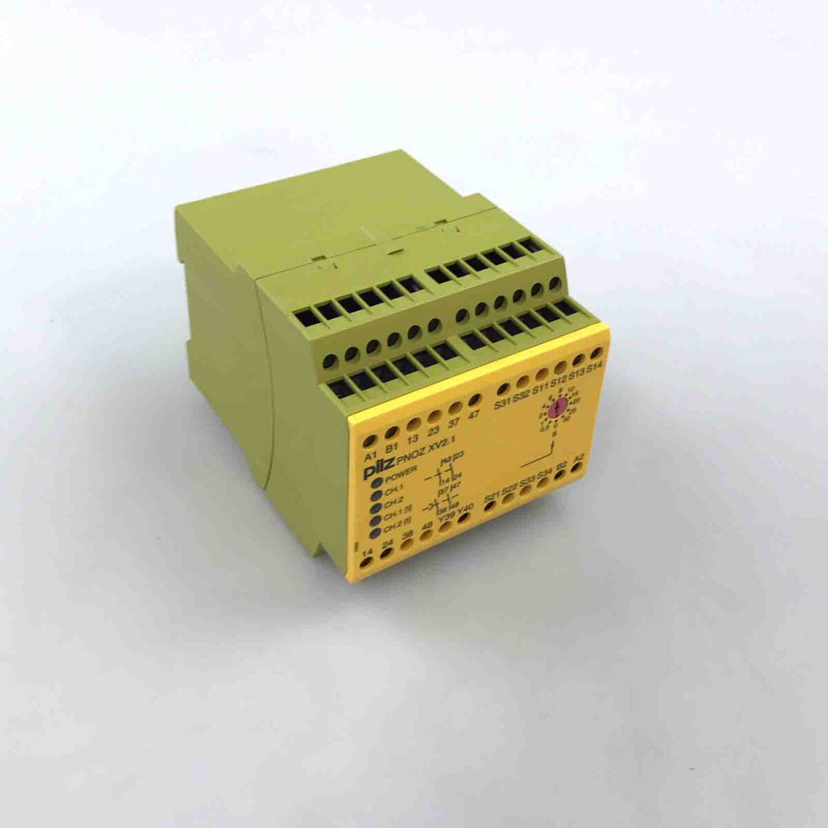 Pilz Sicherheitsschaltgerät PNOZ XV2.1 30/230VAC 24VDC 