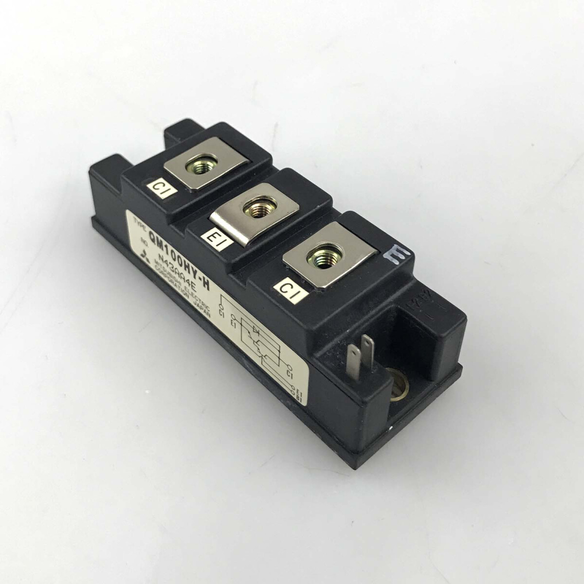Mitsubishi Electric Transistor QM100HY-H N43AA4E GEB