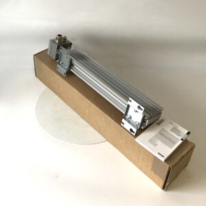 Lenze Bremswiderstand 13566405 ERBS027R600W OVP