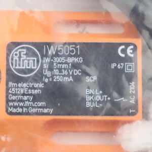 ifm efector induktiver Sensor IW5051 IW-3005-BPKG OVP