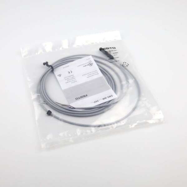 Festo Näherungsschalter SME-8M-DS-24V-K2,5-OE 543862 OVP