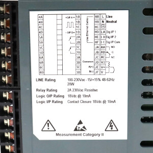 EUROTHERM Temperaturregler 3504 100-230VAC 2-Leiter RS485 EI-Bisynch OVP