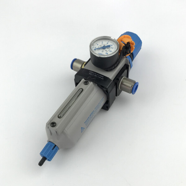 Festo Filterregelventil LFR-M2-G1/2-C10UG GEB