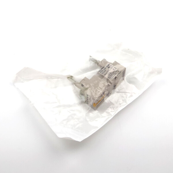 Omron Relaissockel P7S-14F-END DC24V OVP