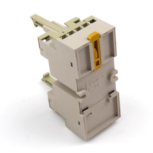 Omron Relaissockel P7S-14F-END DC24V NOV