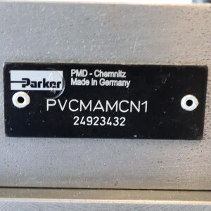 Parker Axialkolben-Pumpe PV016R1L1T1NMMC NOV