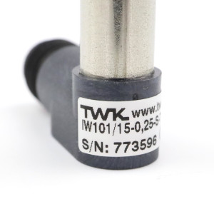 TWK Elektronik Induktiv Miniatur-Wegaufnehmer IW101/15-0,25-S-T OVP