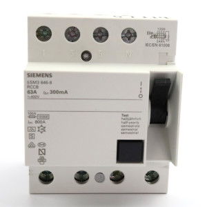 Siemens FI-Schutzschalter 5SM3646-8 OVP