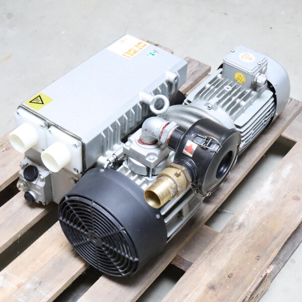 Busch Vakuumpumpe RA0100E503 060115828 0,5hPa(mbar) GEB