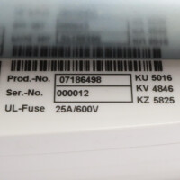 Lenze Frequenzumrichter EVF9325-EV ID 13432619 GEB