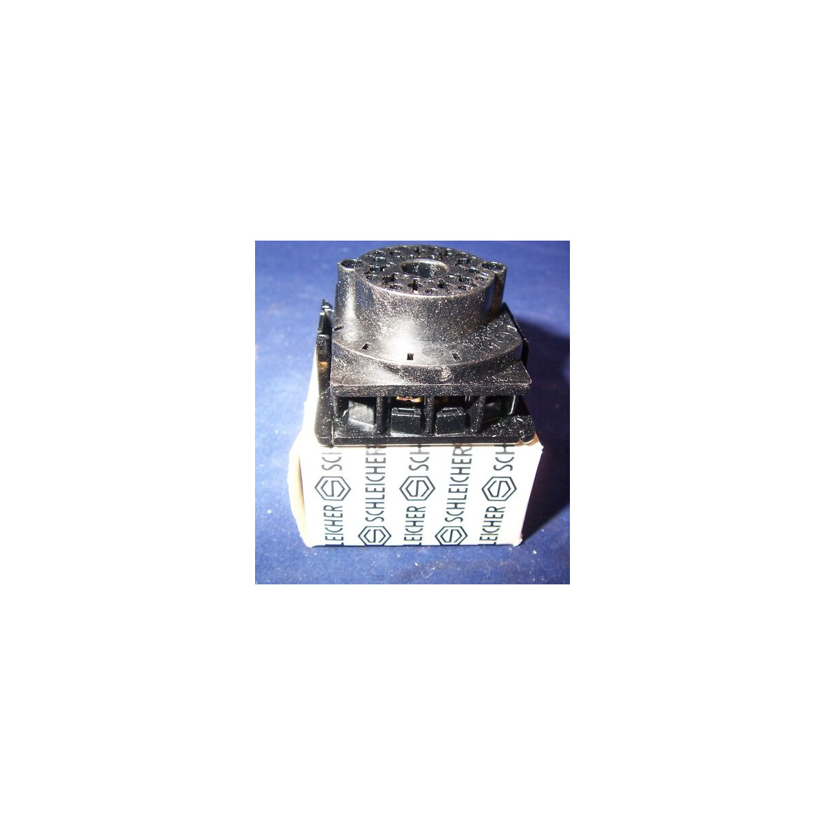 SCHLEICHER Relaissockel  B 15 R N11197/17 OVP