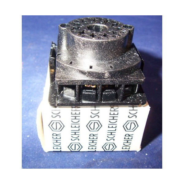 SCHLEICHER Relaissockel  B 15 R N11197/17 OVP