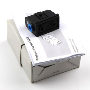 Festo Drucksensor SDE5-V1-FP-Q6-P-M8 542887 OVP