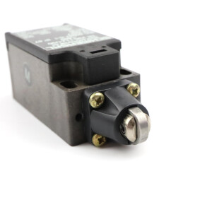 SCHMERSAL Positionsschalter TR 236-11Z-U90-1899 NOV