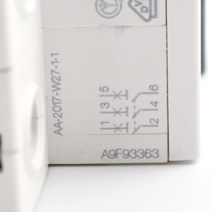 Schneider Electric Leitungsschutzschalter A9F93363 008392 iC60L NOV