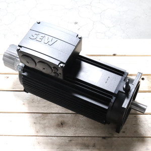 SEW Servomotor CFM112H/TF/RH1M/KK NOV