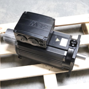 SEW Servomotor CFM112L/TF/RH1M/KK NOV