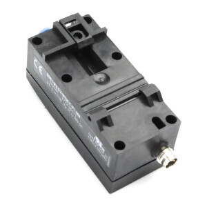 Festo Drucksensor SDE1-B2-G2-WQ4-C-P1-M8 192766 OVP