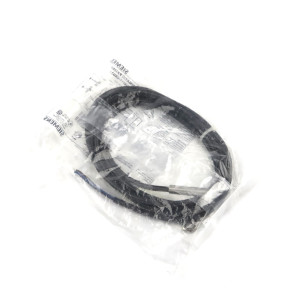 Siemens SIMATIC PXI320 INDUKTIV SENSOR 3RG4111-0AG33 OVP