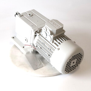 Lenze Getriebemotor GST05-2M VBR 071C32 0,37/0,45/0,66kW i=16,190 NOV