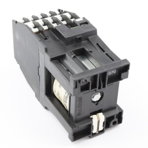 Siemens Hilfsschütz 3TH4382-0BB4 24VDC GEB