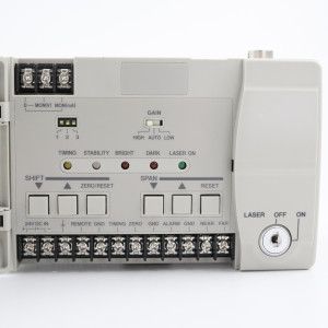 Keyence Steuergerät LK-2001 NOV