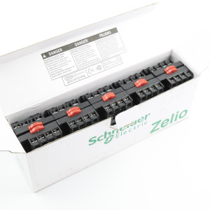 Schneider Electric Stecksockel RPZF4 (10Stk.) OVP