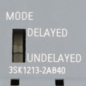 Siemens Sirius Sicherheitsschaltgerät 3SK1213-2AB40 NOV